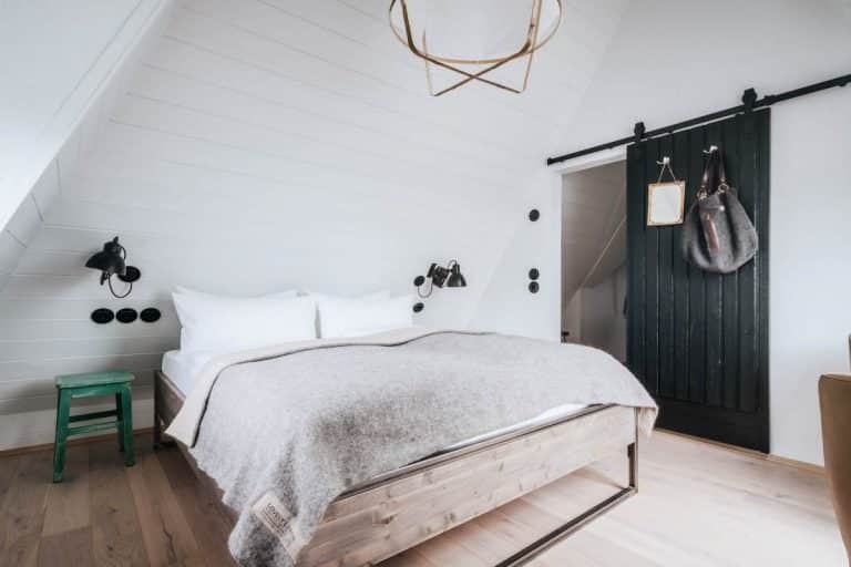 Turmzimmer Schlafzimmer rechts_NSL_48412